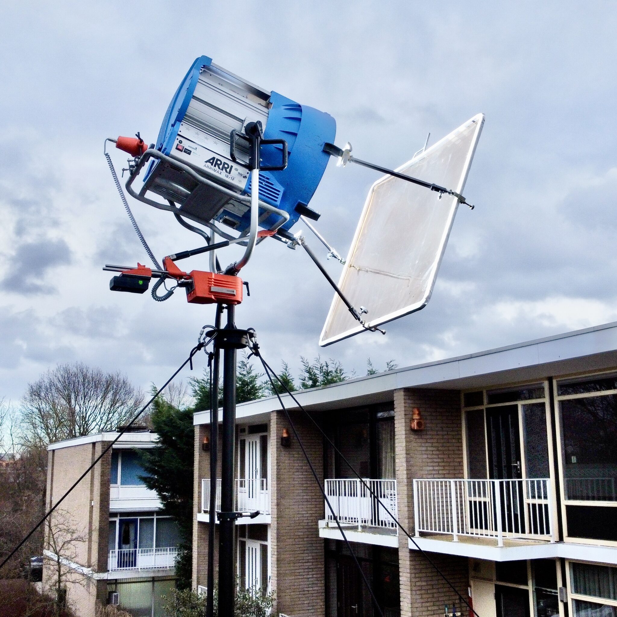 Matthews Debuts Litemover First Automated, Universal System for Remote Light Adjustment